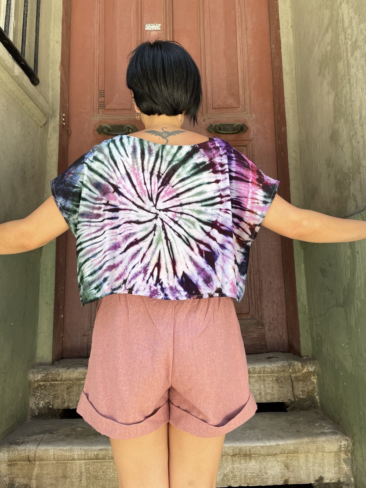 Batik Tasarım Mor Yeşil Kadın Crop Bluz