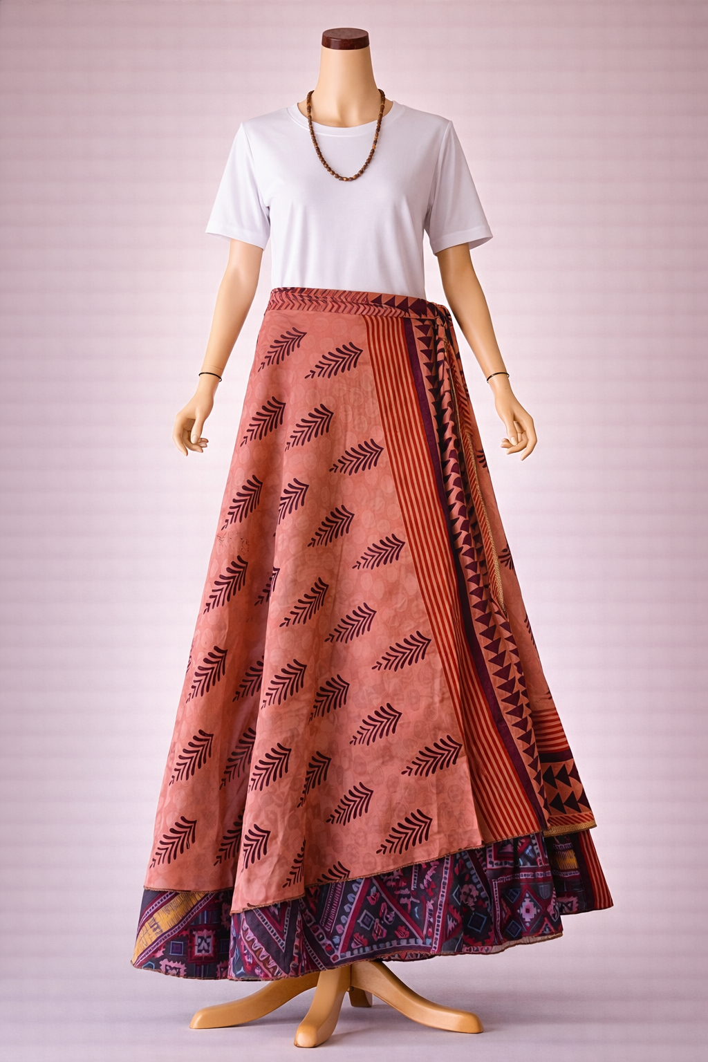 Çift Taraflı Bağlamalı İpek Etek – Gül Kurusu Yaprak Desenli (Nepal)