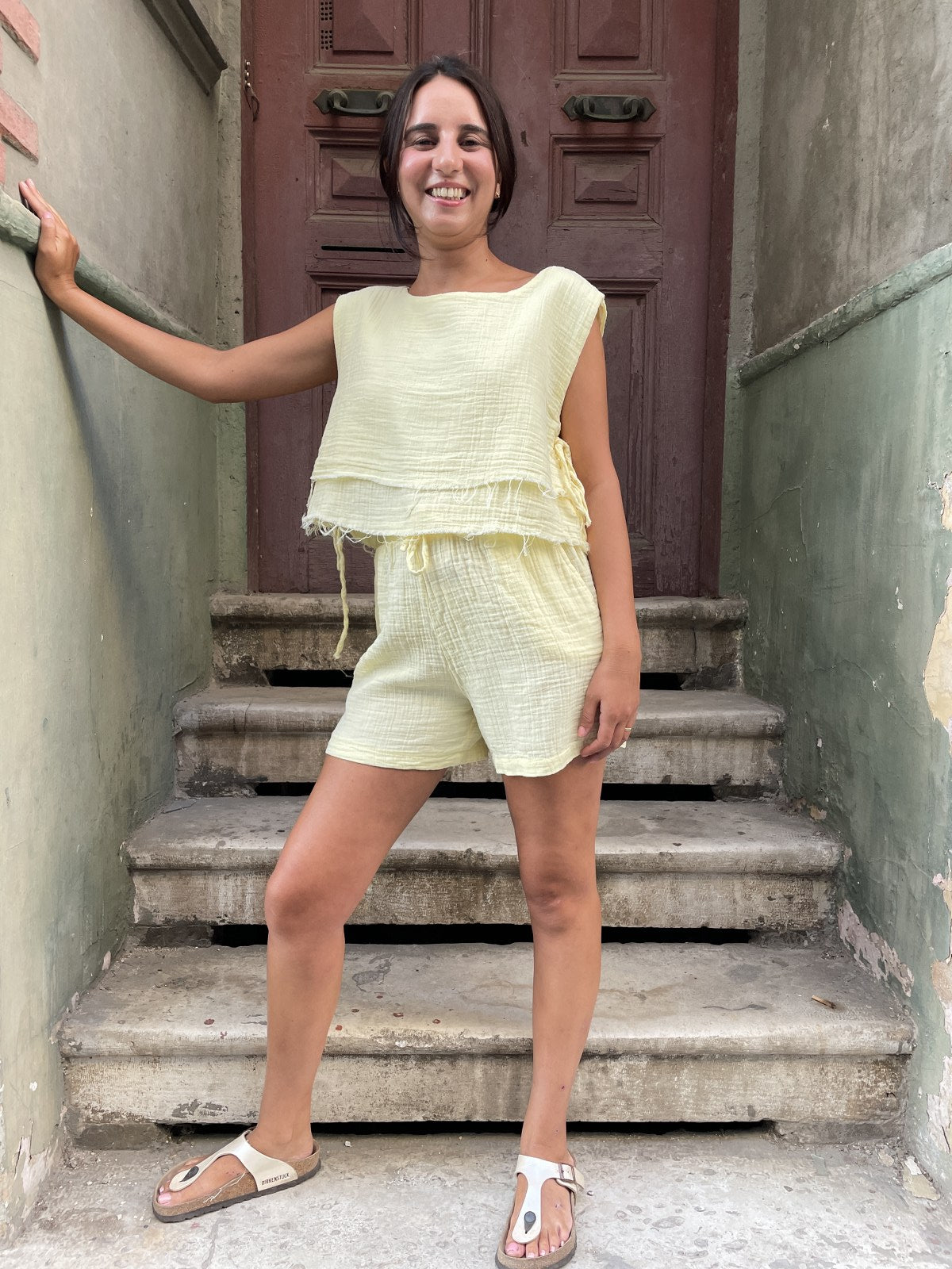 Bohem Müslin Kolsuz Crop Bluz