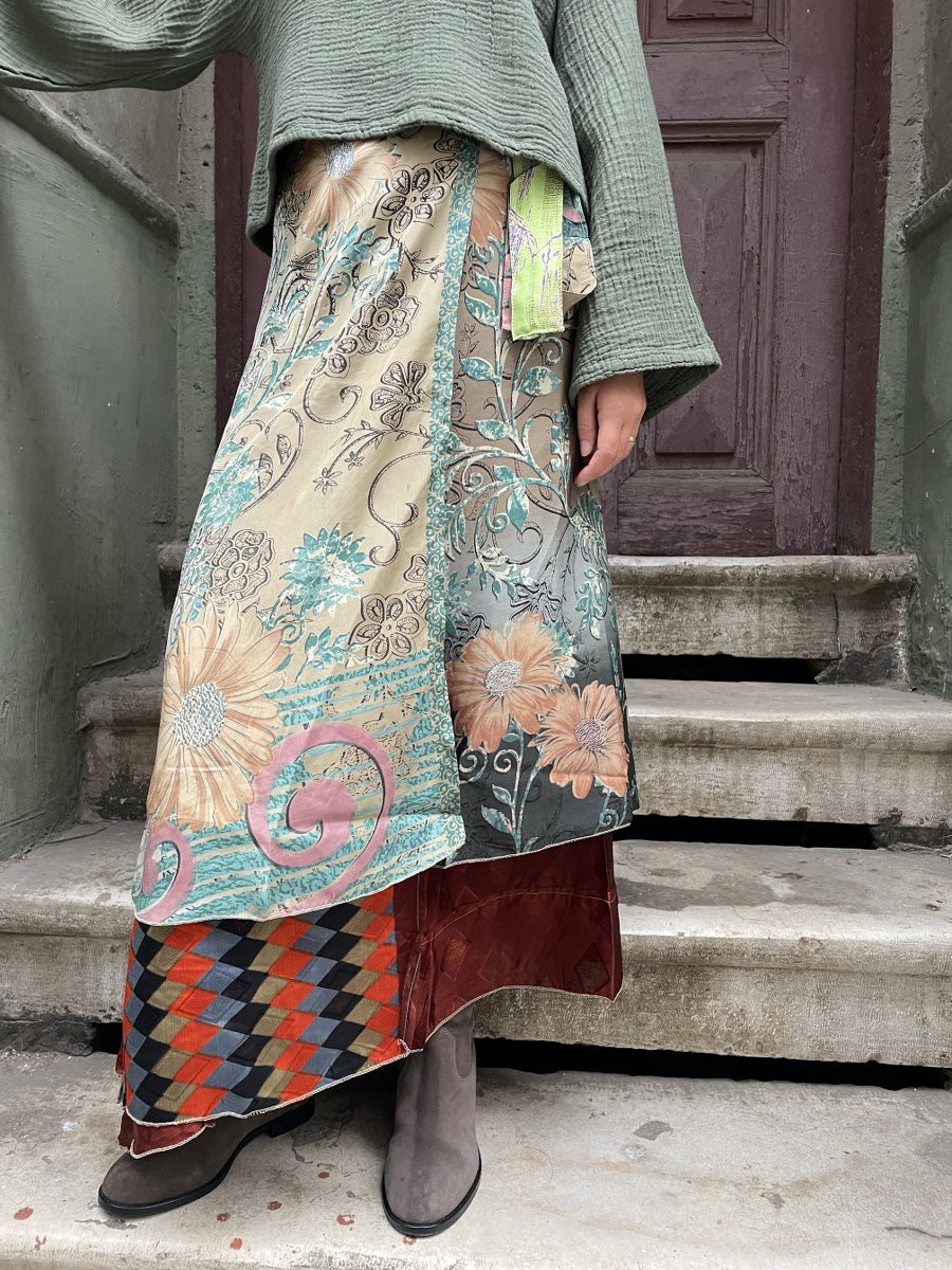 Nepal_ipek_cift_Tarafli_Baglamal_Etek_Bej_Desenli