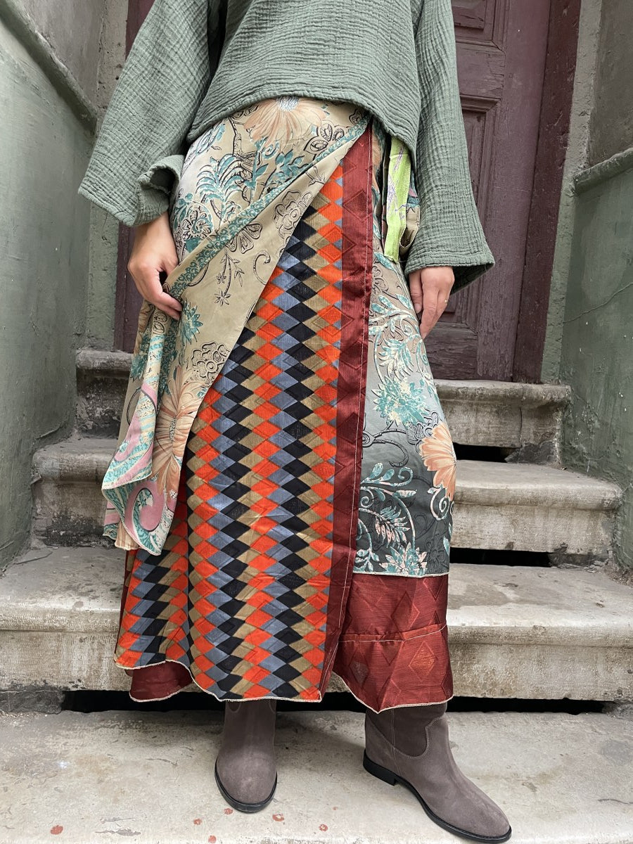 Nepal_ipek_cift_Tarafli_Baglamal_Etek_Bej_Desenli