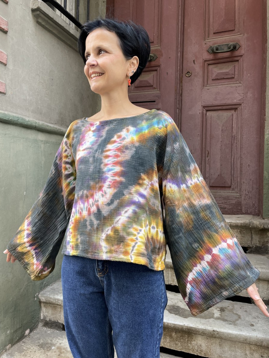 Batik Müslin Bluz – “Luna” | El Boyaması Bohem Tasarım