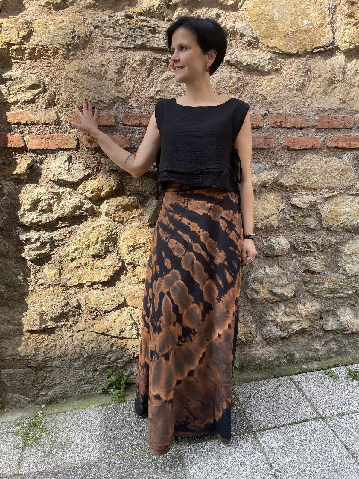 Tasarım Siyah Batik Bağlamalı Etek