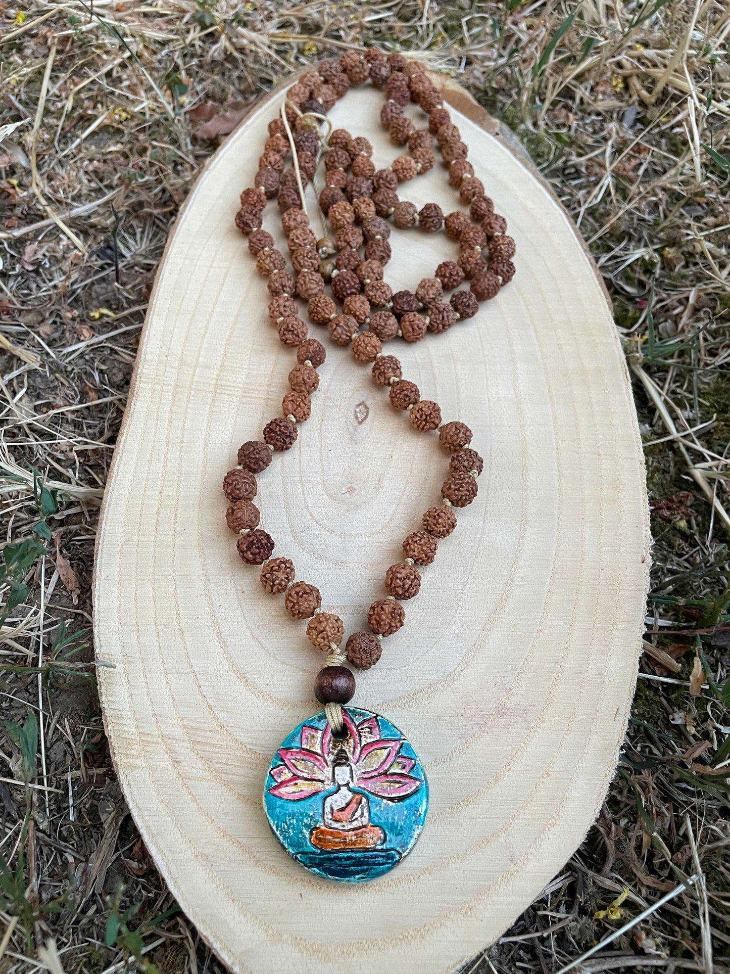 Yoga Sembolü Rudraksha Tohumu Seramik Doğal Tas Mala Kolye