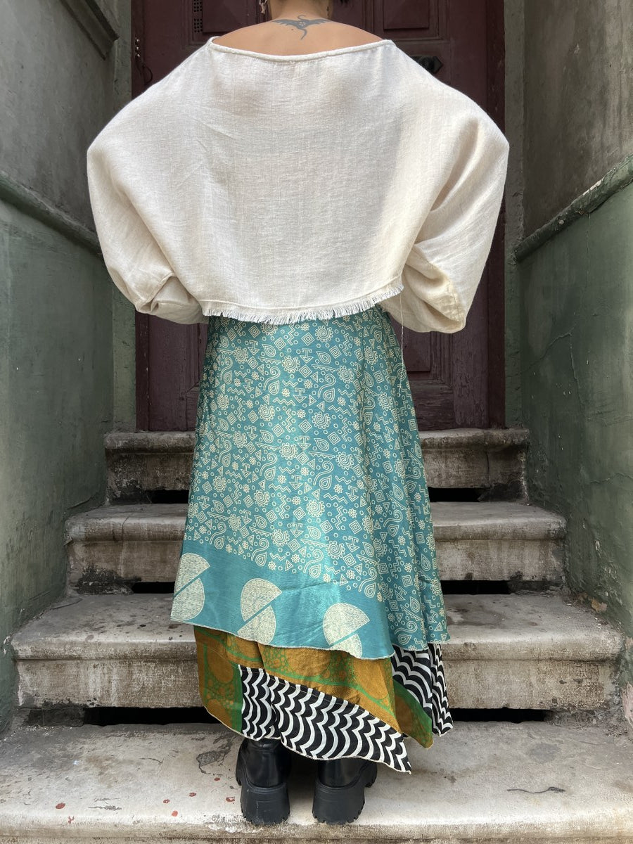 Nepal Çift Taraflı İpek Etek – El Yapımı, Yeşil Desenli