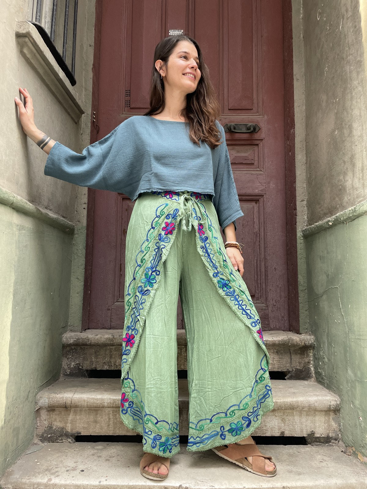 Bohem Çiçekli Kapaklı Kadın Pantolon