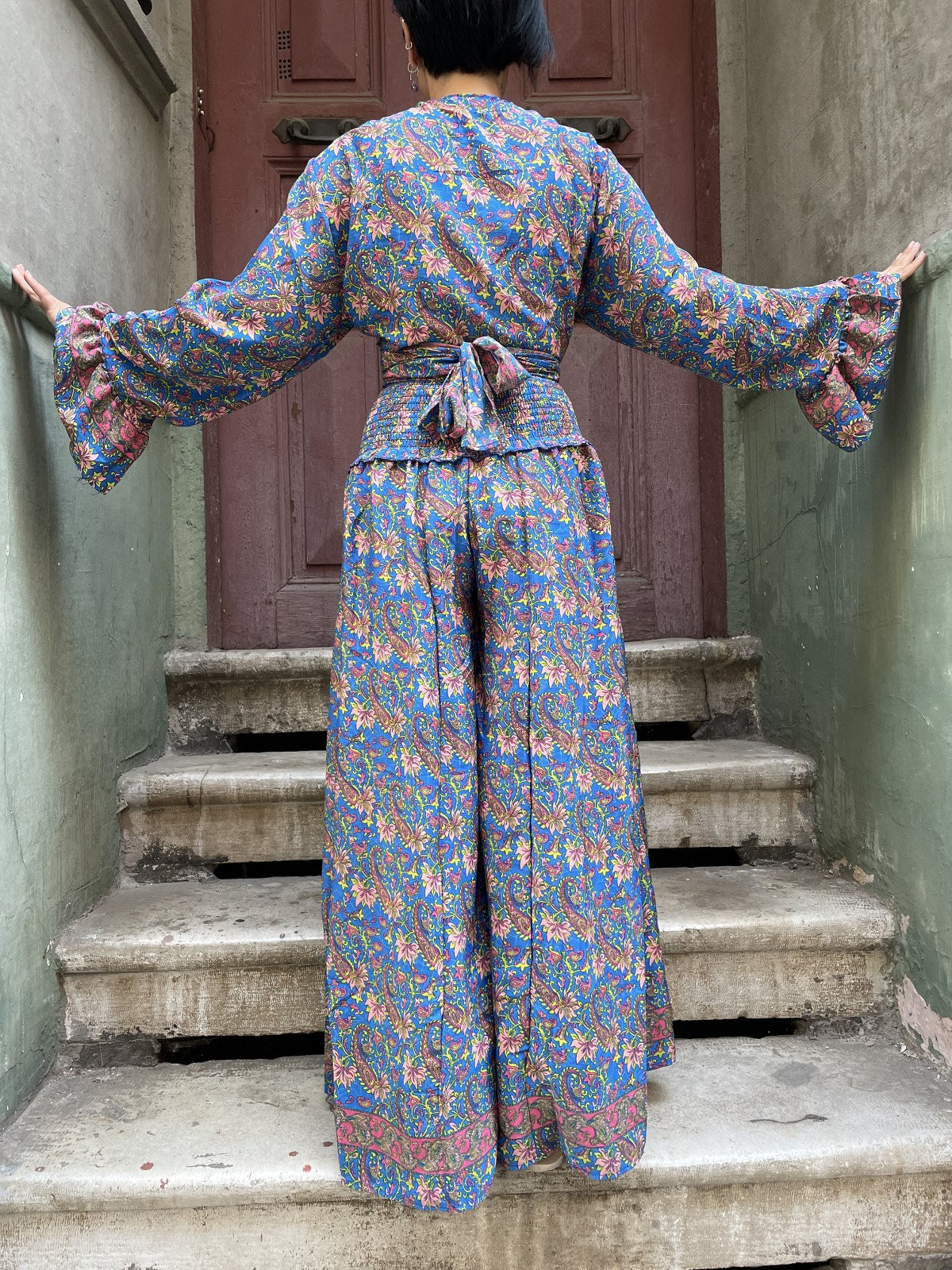 Bohem Nepal Koyu Mavi İpek Bolero TakımıBohem Nepal Koyu Mavi İpek Bolero Takımı