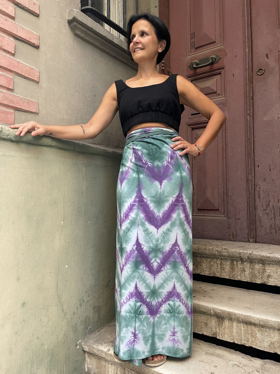 Tasarım Batik Sarong – Çok Yönlü Bağlamalı Viskon Elbise & Etek
