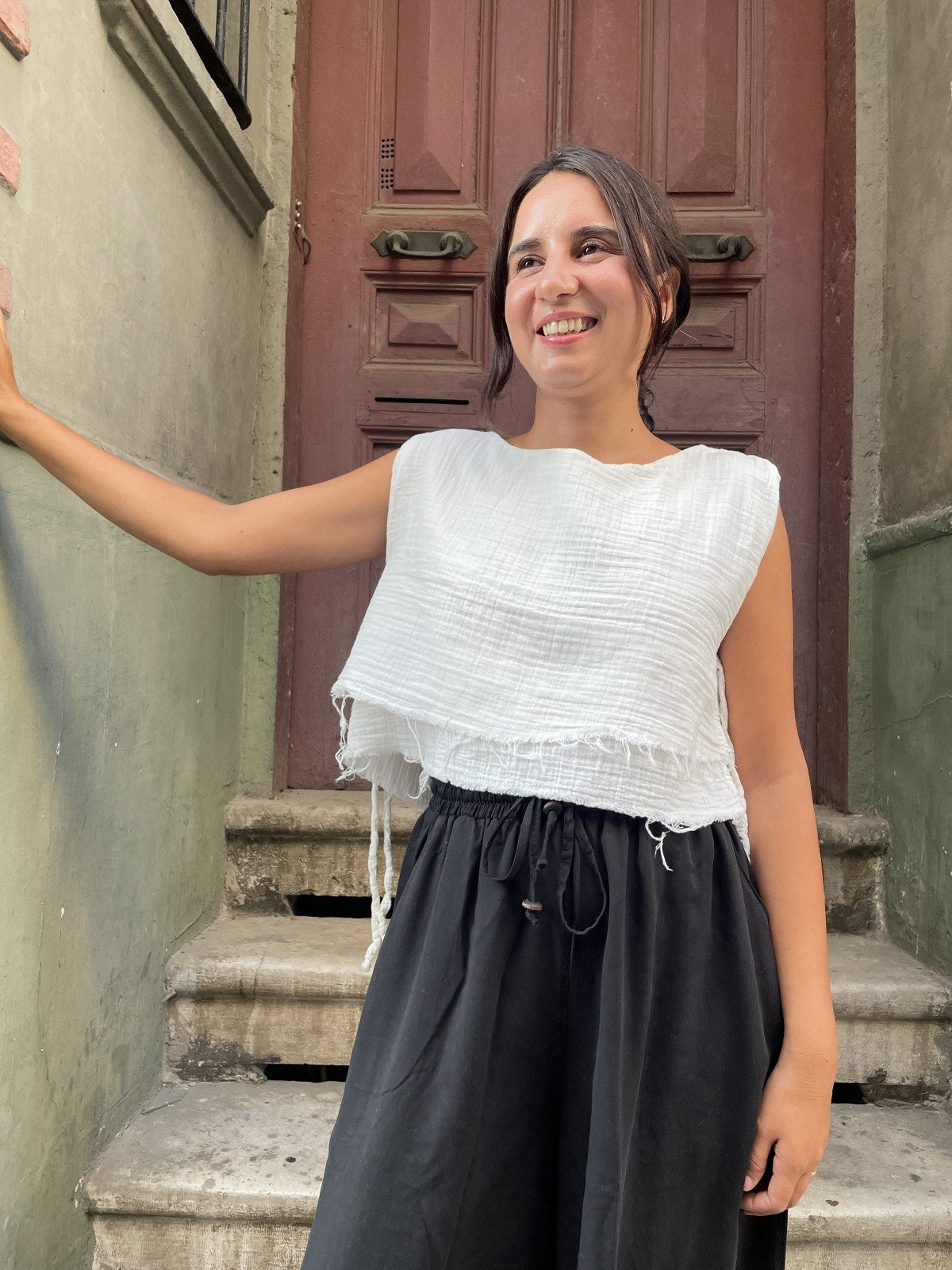 Bohem Müslin Kolsuz Crop Bluz