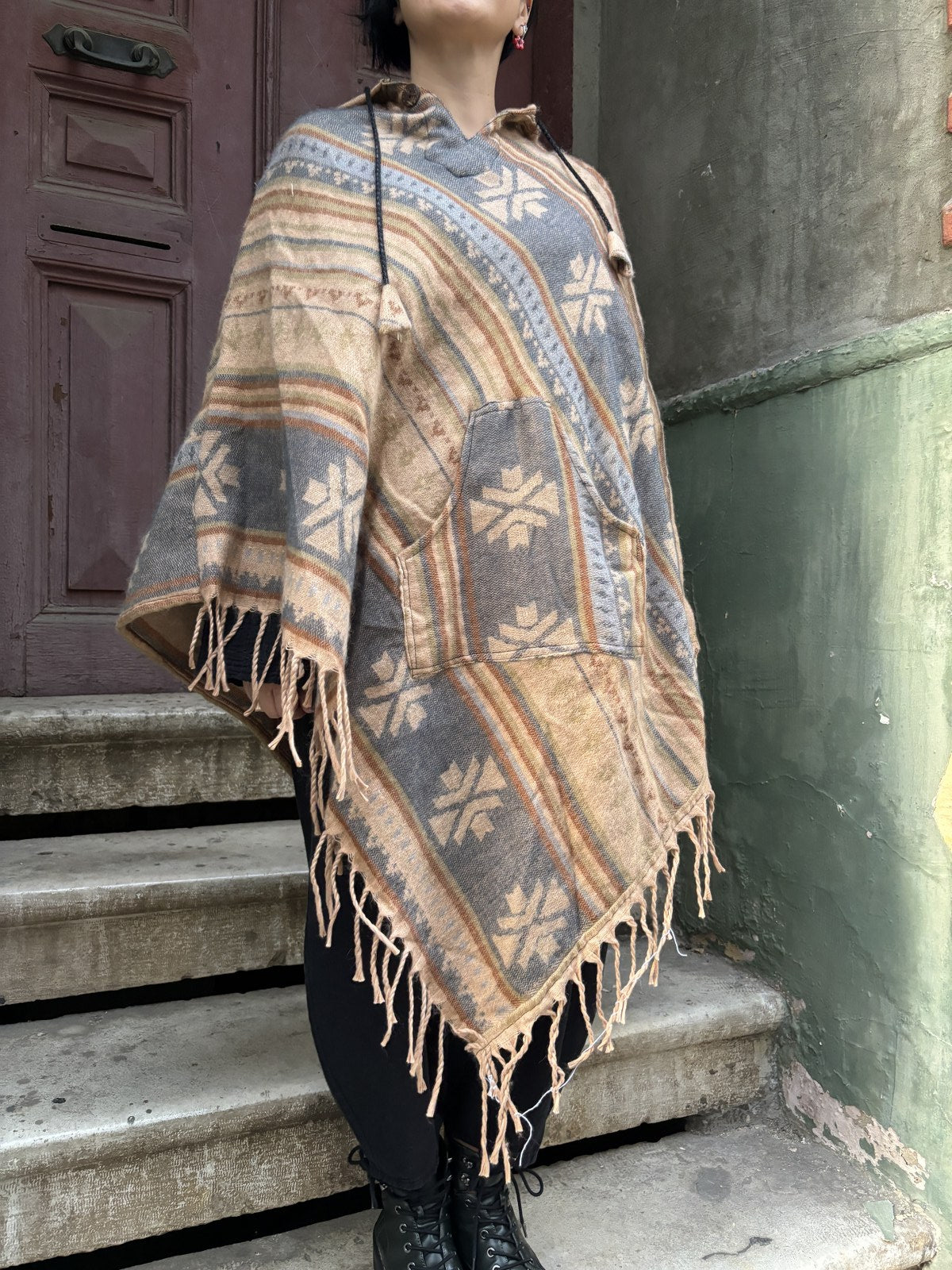 Kapüşonlu Bohem Nepal Panço - Bej Desenli
