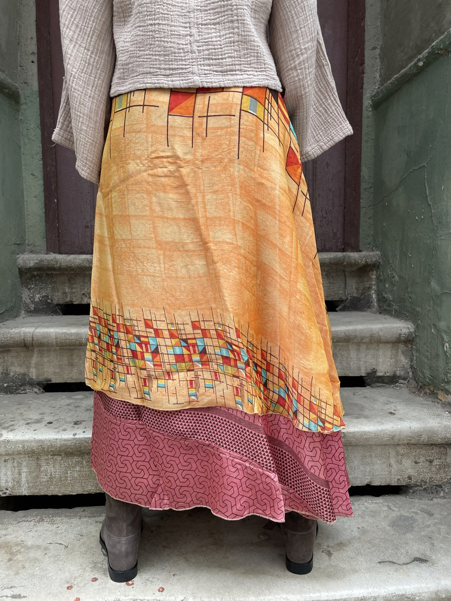 Nepal Çift Taraflı Desenli İpek Etek