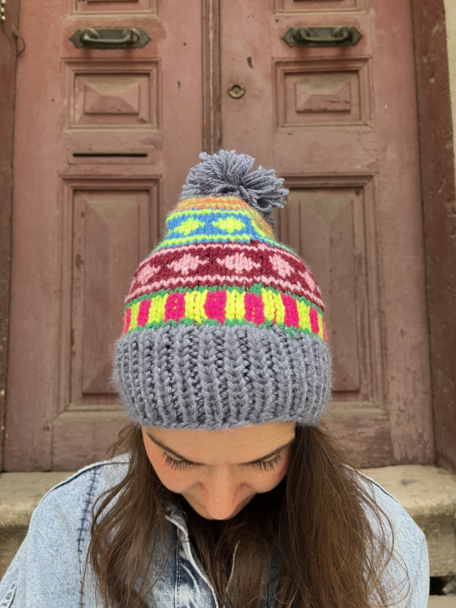 El Yapımı Bohem Bere ve Eldiven Takımı – Renkli ve Şık Kış Aksesuarı - Gri