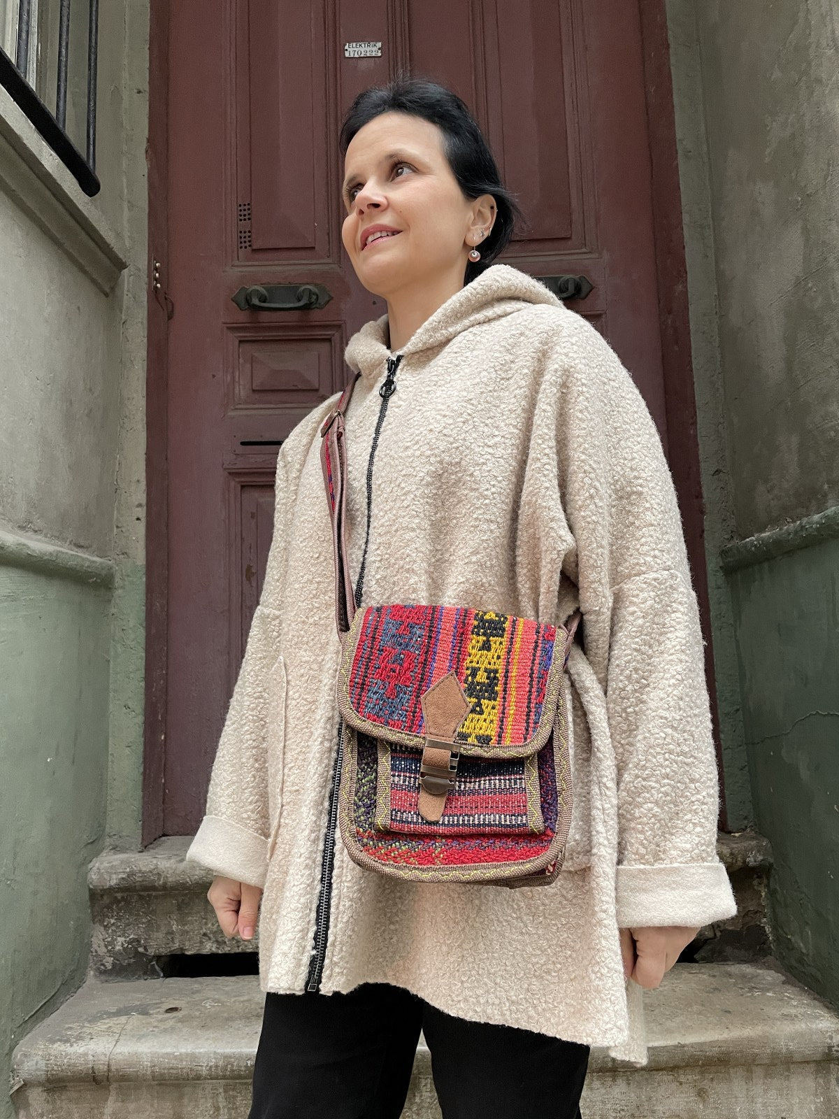 Bohem Renkli Kilim Postacı Çantası