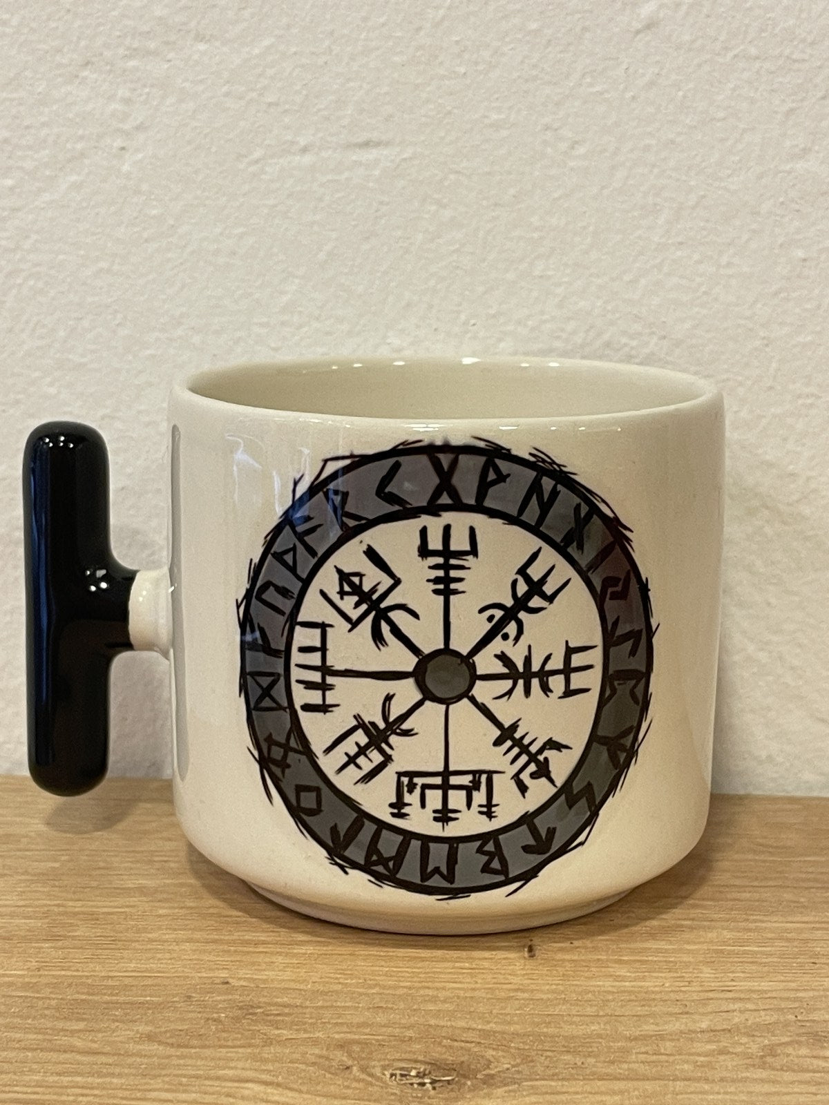 Tasarım Viking Pusula Seramik Kupa Bardak