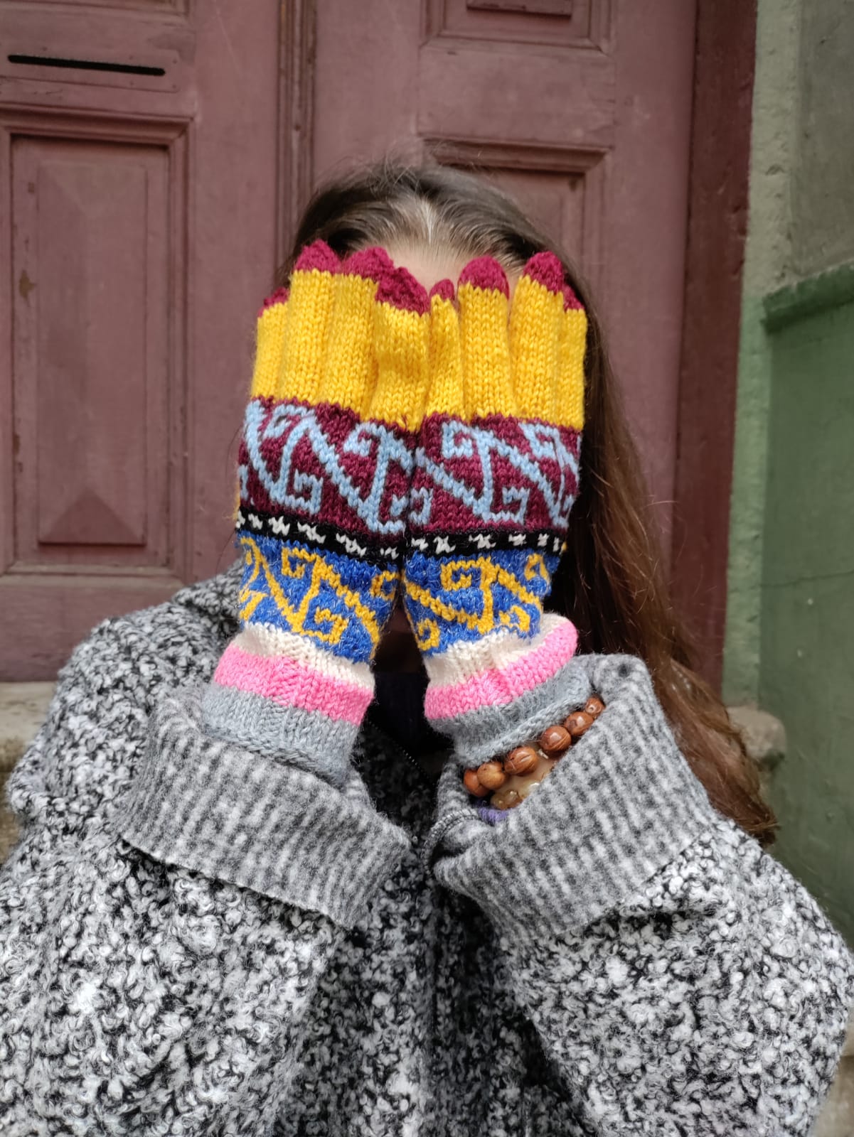 Bohem Etnik Desenli Yün Gri Mavi Sarı Eldiven