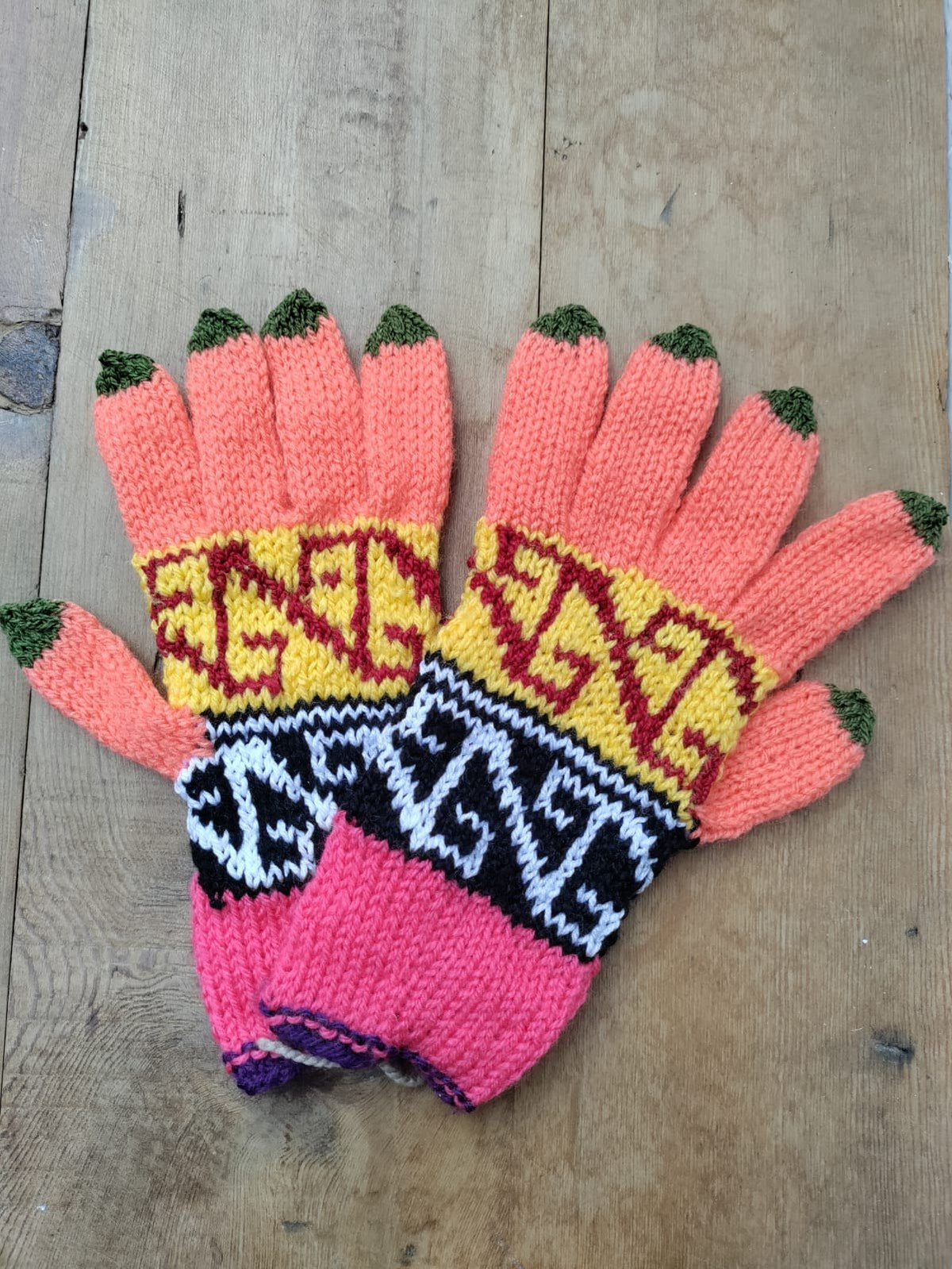 Bohem Etnik Desenli Yün Kavun Eldiven