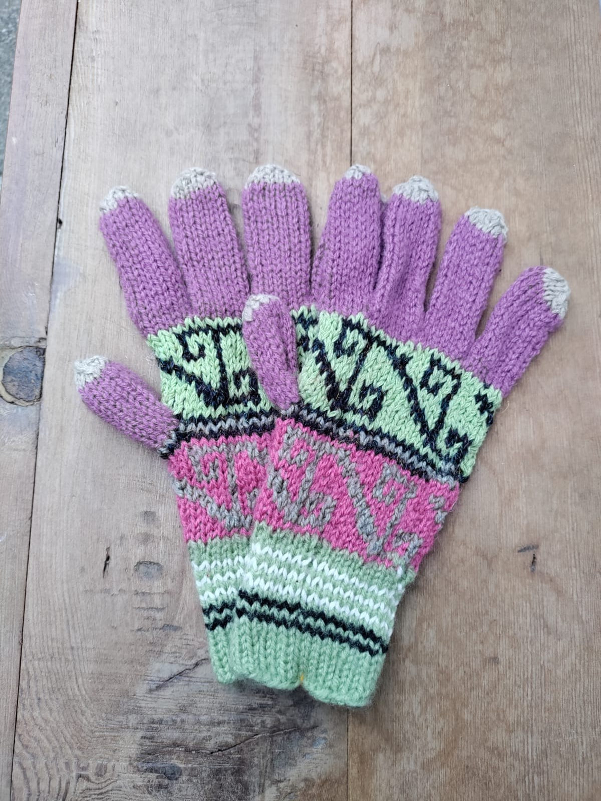 Bohem Etnik Desenli Yün Lila Pembe Eldiven