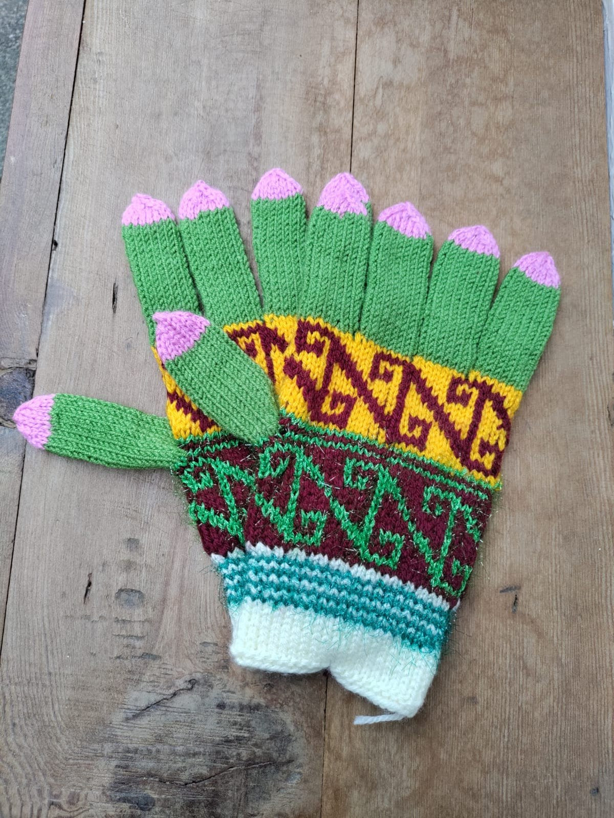 Bohem Etnik Desenli Yün Yeşil Eldiven