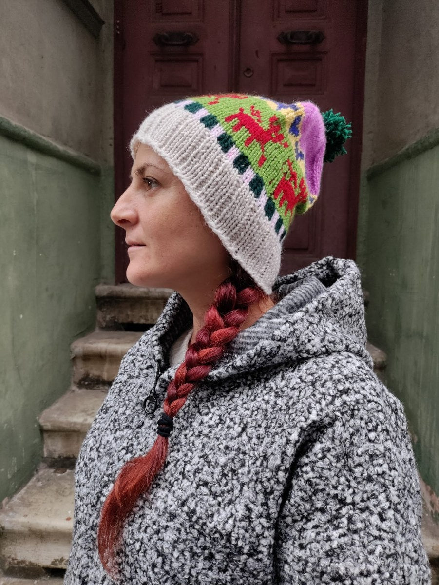 Bohem Geyik Desenli Krem Yeşil Bere