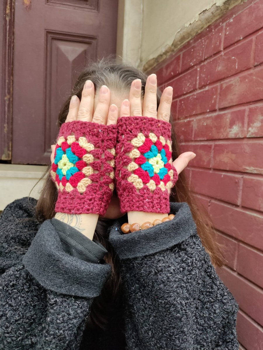 Bohem Motifli Parmaksız Bordo Eldiven