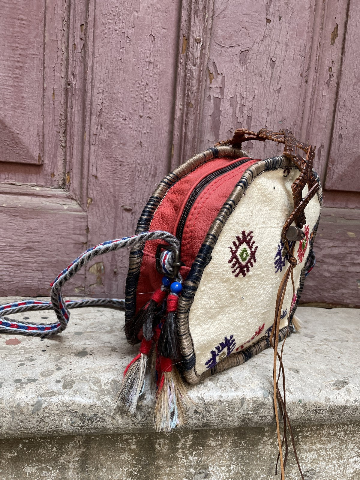 Bohem Oval Kilim Deri Krem Omuz Çantası