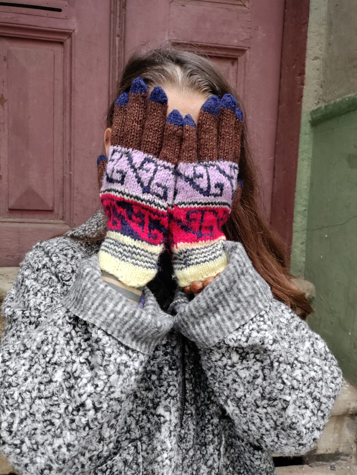 Bohem Etnik Desenli Yün Krem Kırmızı Eldiven