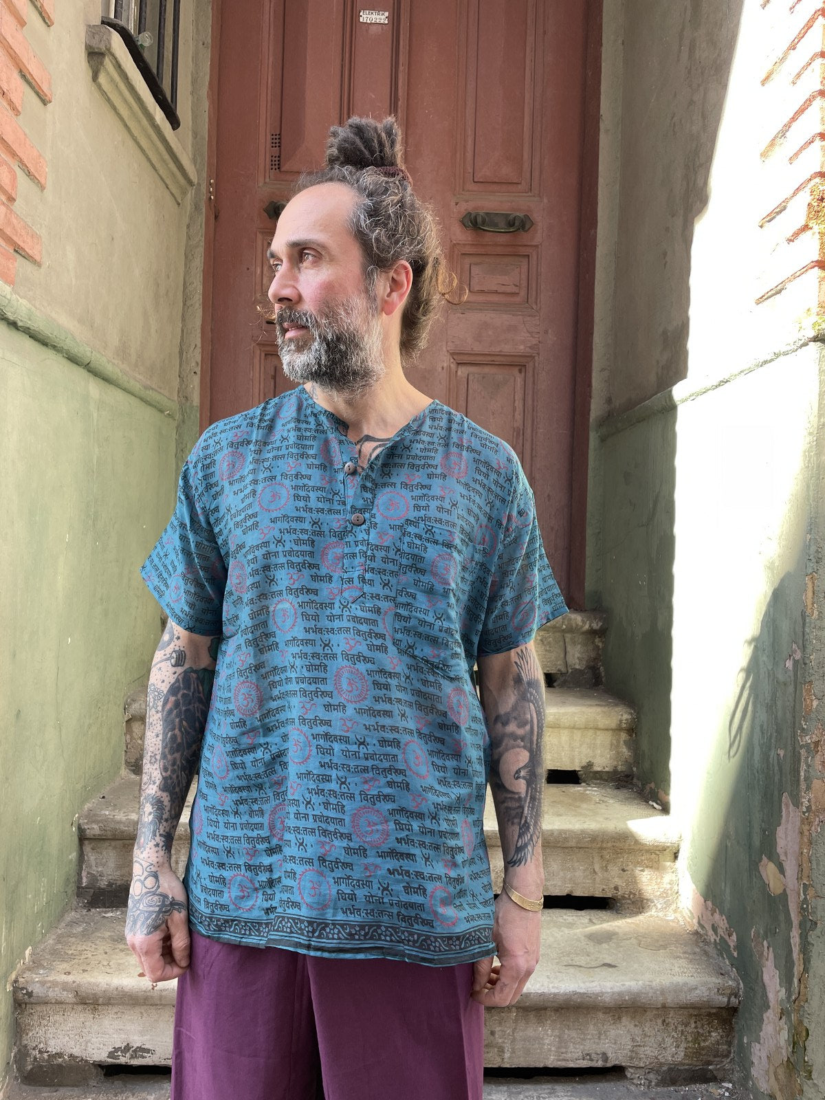 Nepal Aum Desenli Kısa Kollu Gömlek