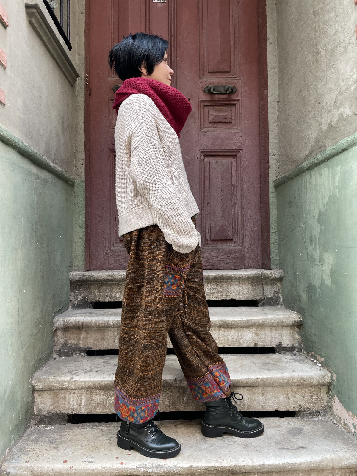 Unısex Çizgili Nepal Yün Hardal Siyah Pantolon