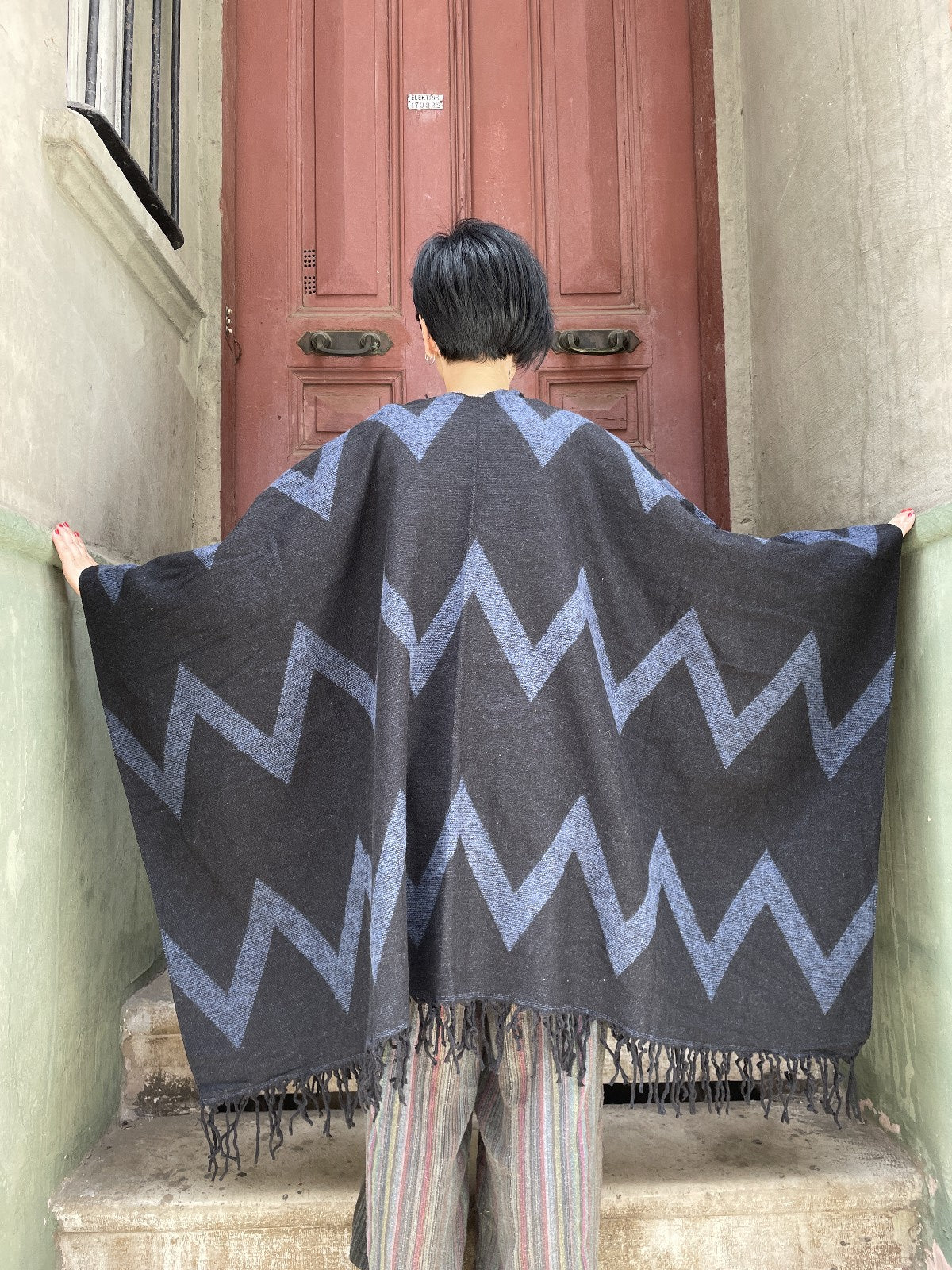 Çift tarafli pançolarımız unisex ve yünlüdür.