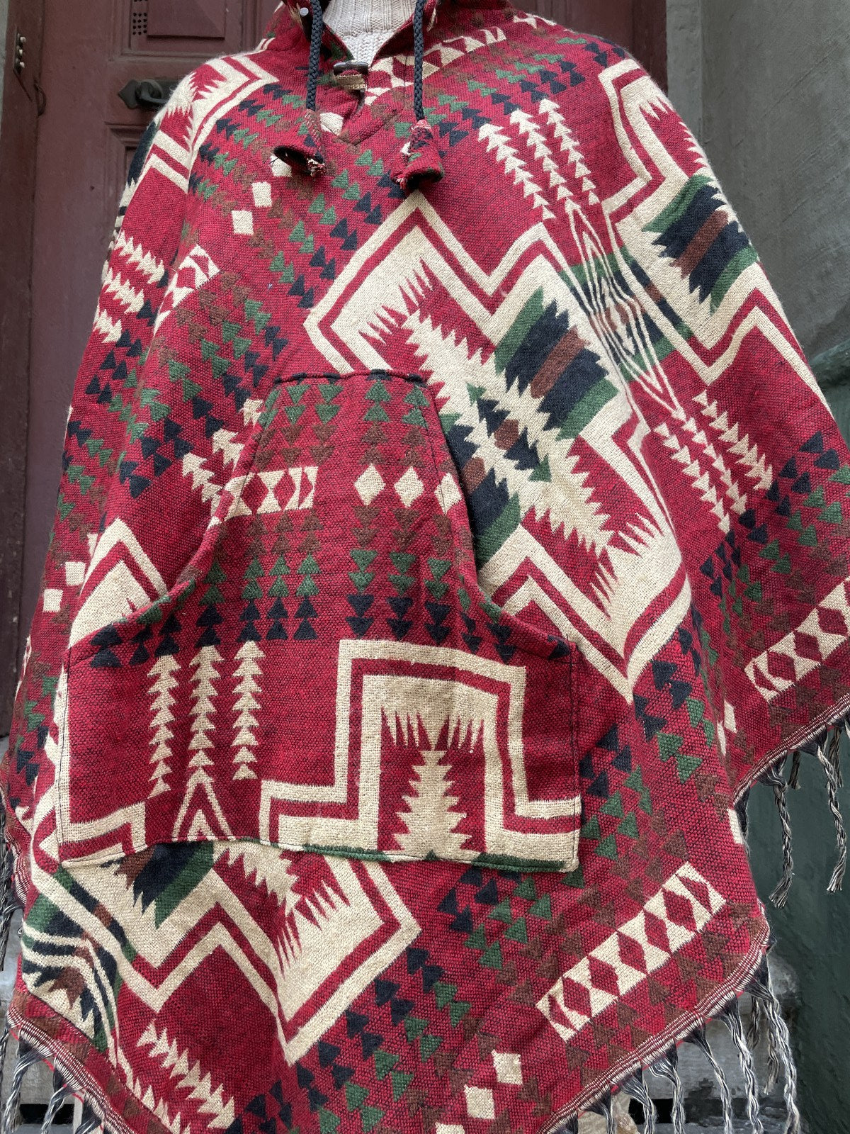 Nepal Etnik Desenli Panço
