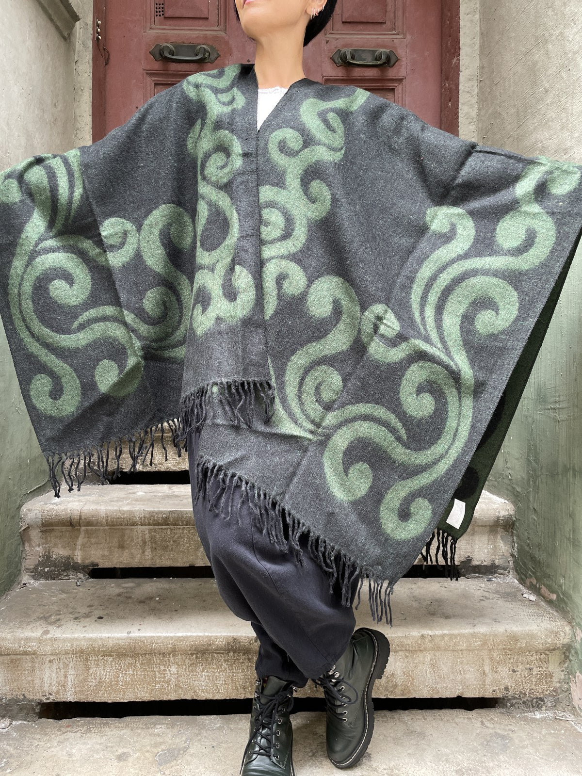 Recycle Çift Taraflı Unisex Motifli Panço