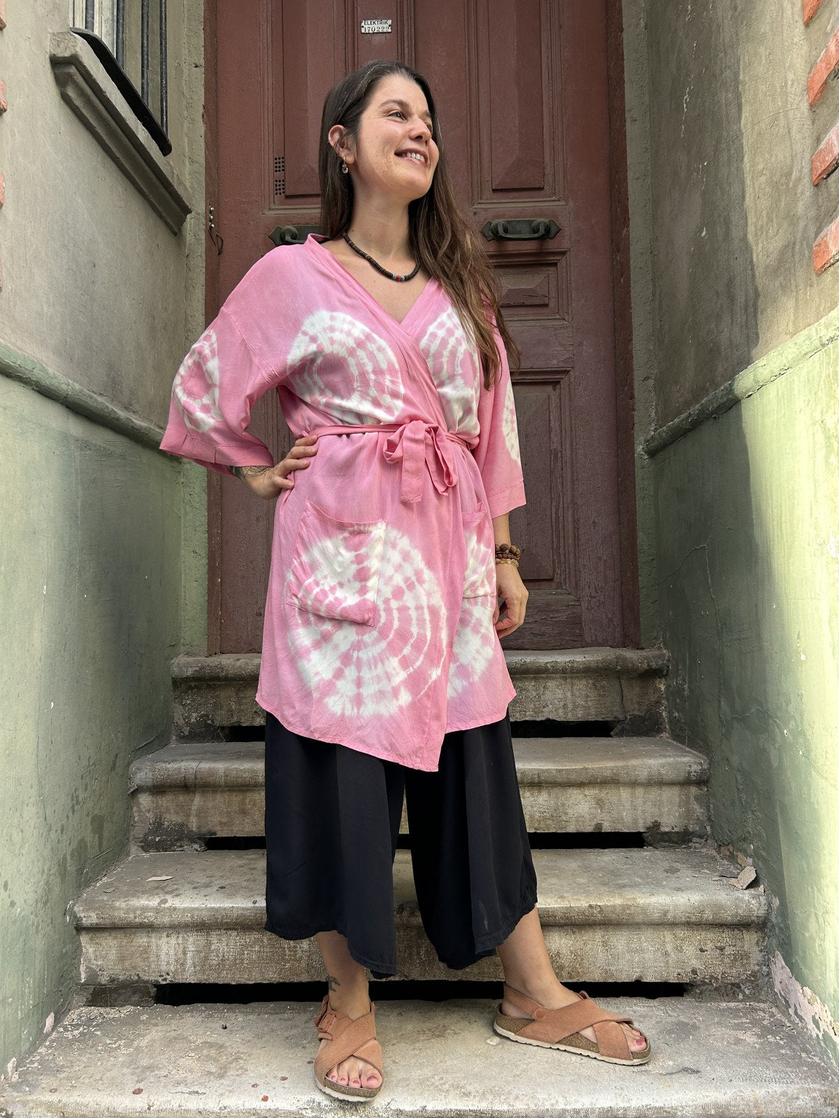 Bohem Batik desenli kimono, %100 viskon kumaştan el yapımı, M-XL bedenlere uygun, rahat ve şık bohem tarzda uzun kimono.