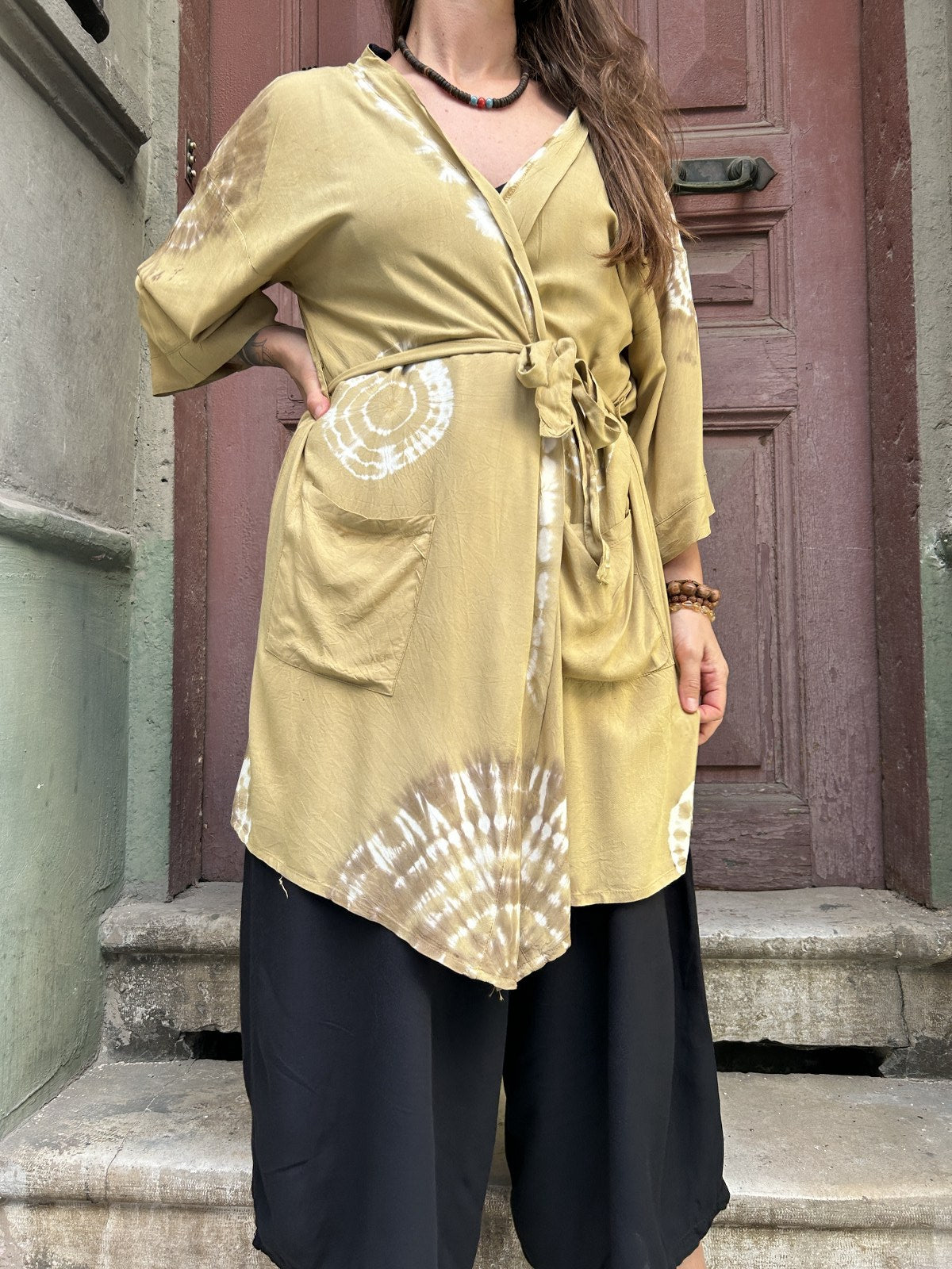 Bohem Batik desenli kimono, %100 viskon kumaştan el yapımı, M-XL bedenlere uygun, rahat ve şık bohem tarzda uzun kimono.