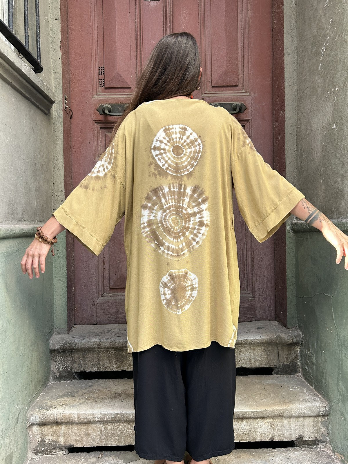 Bohem Batik desenli kimono, %100 viskon kumaştan el yapımı, M-XL bedenlere uygun, rahat ve şık bohem tarzda uzun kimono.