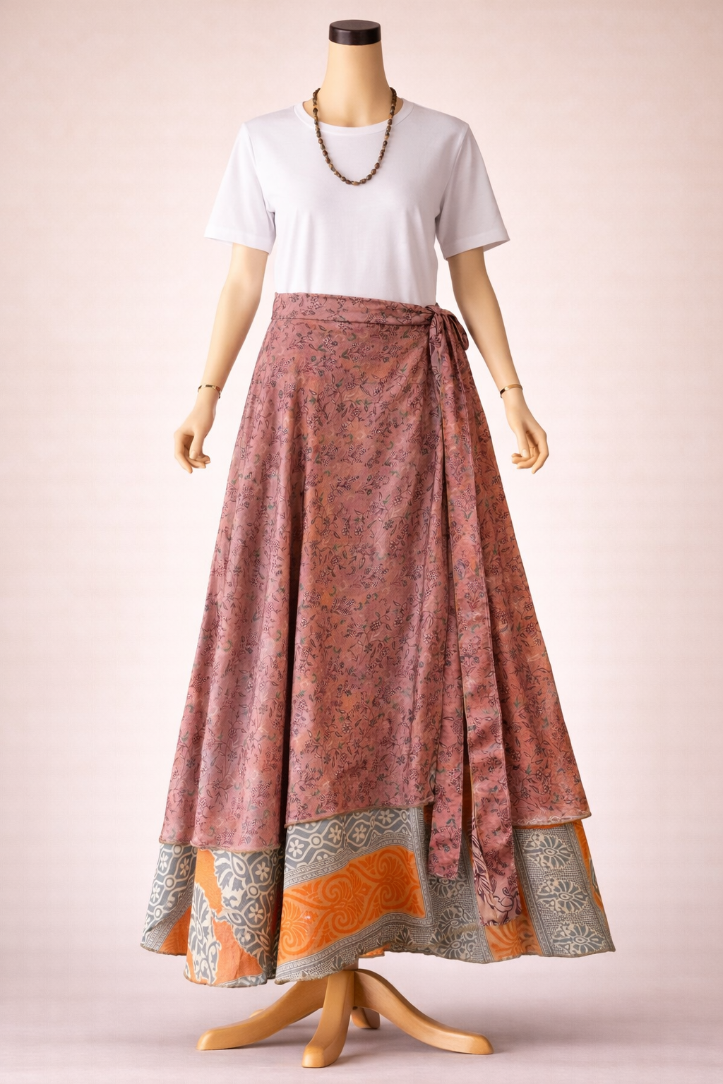 Çift Taraflı Bağlamalı İpek Etek – Gül Kurusu Turuncu Desenli (Nepal)