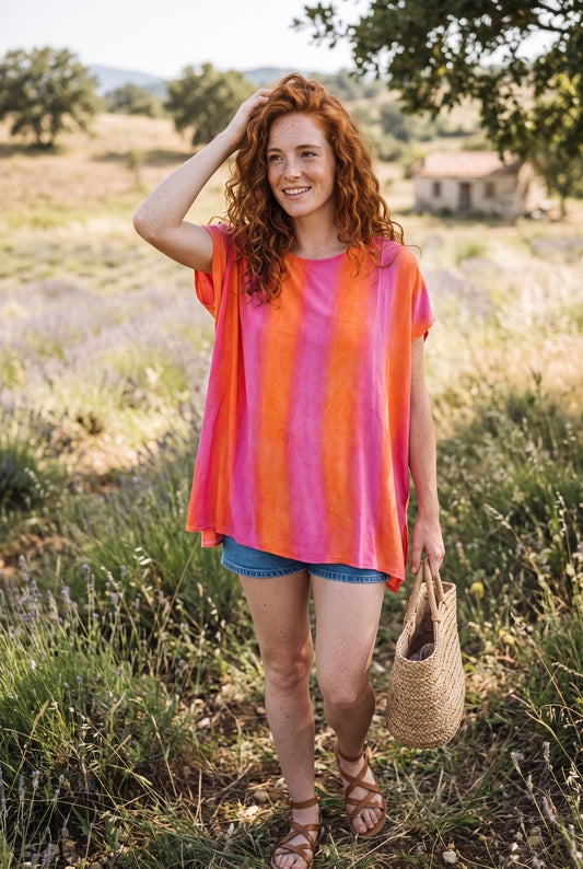 Gökkuşağı Batik Kadın Bluz  – Oversize Rahat Kesim – El Boyama Desenli