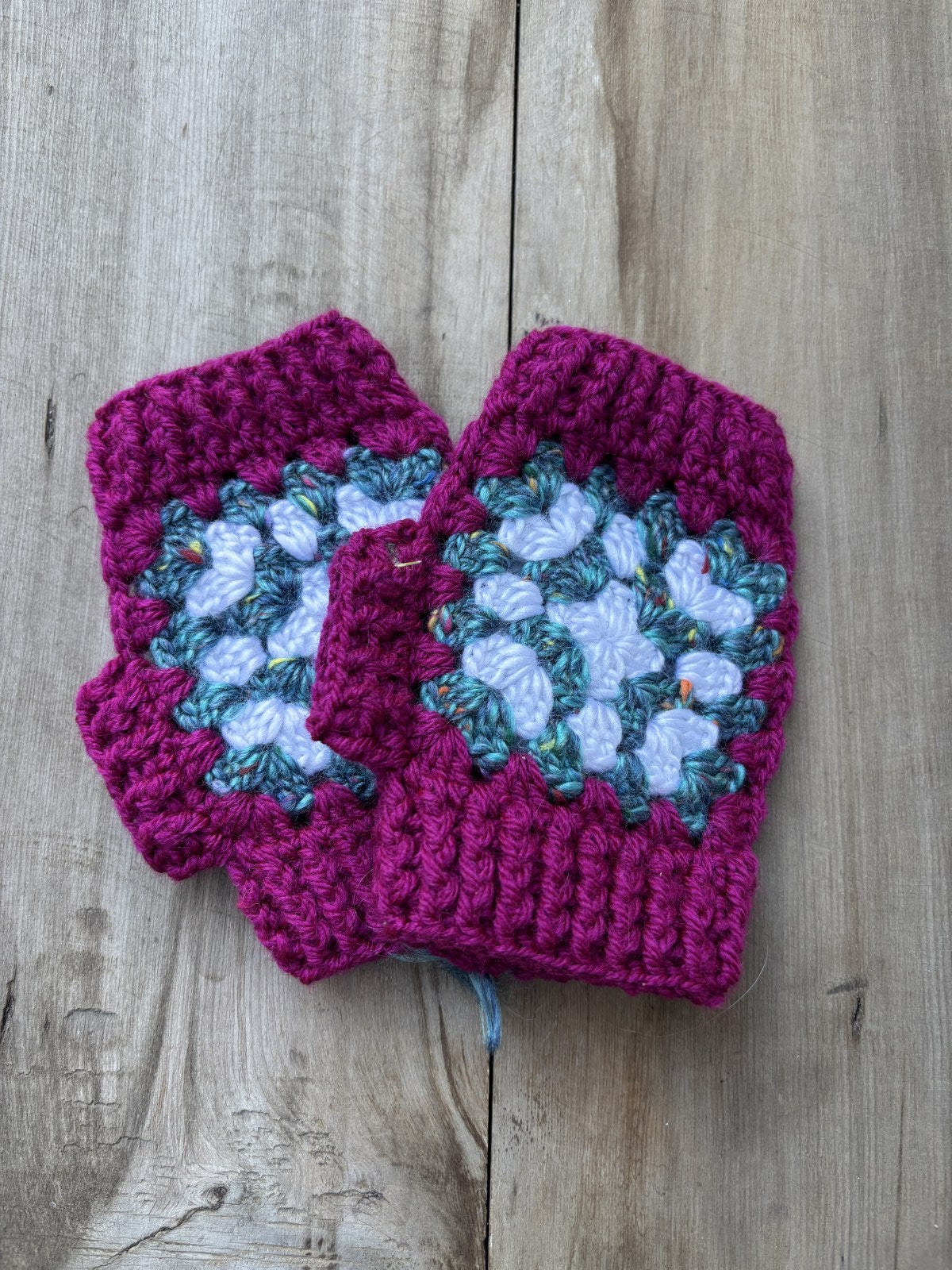 Bohemian Patterned Fingerless Cream Gloves