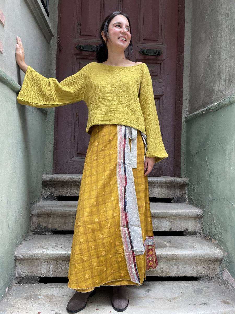 Nepal İpek Çift Taraflı Bağlamalı Etek – Sarı Desenli