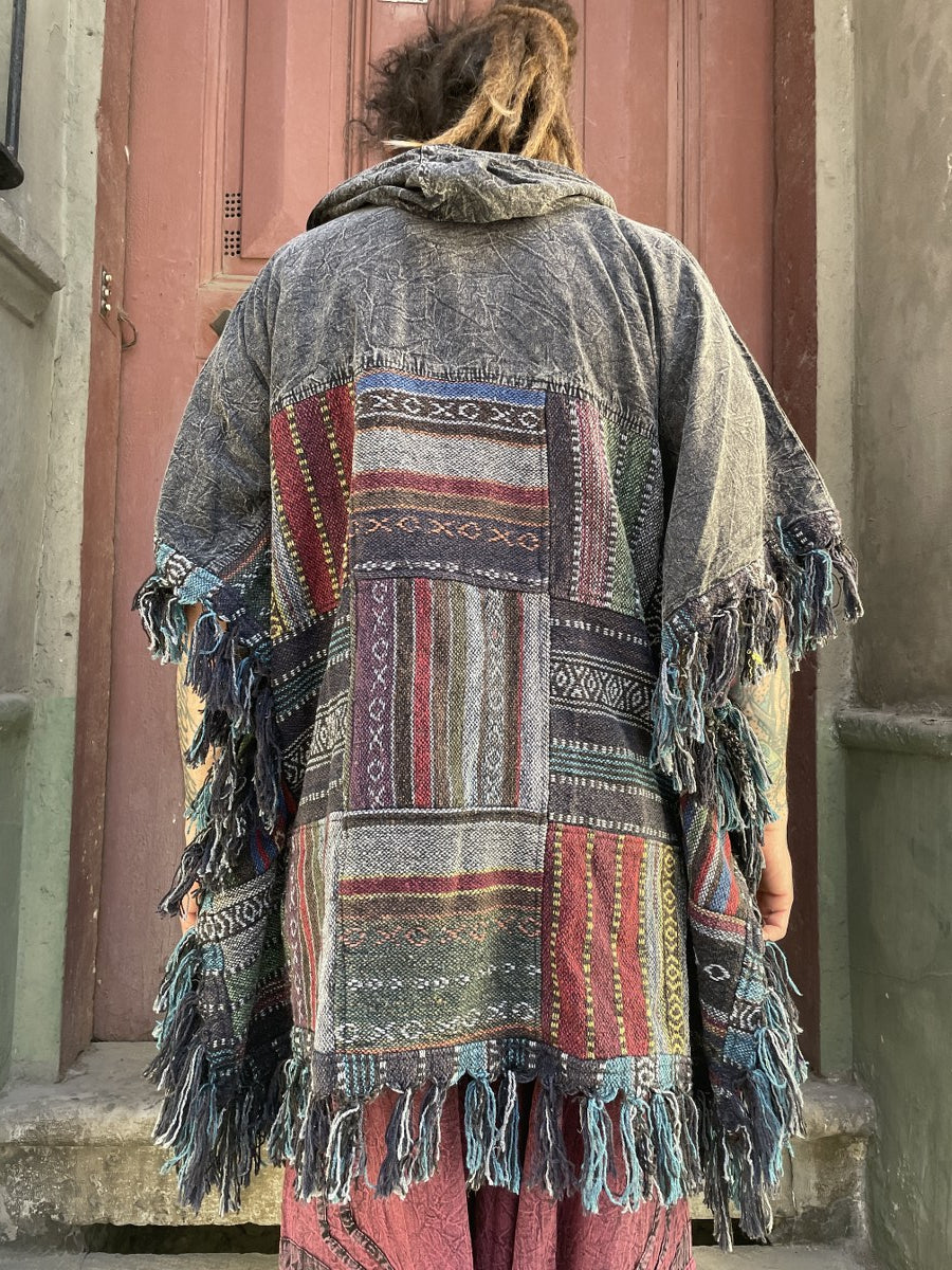 Unisex Nepal Gheri Geo Print Poncho