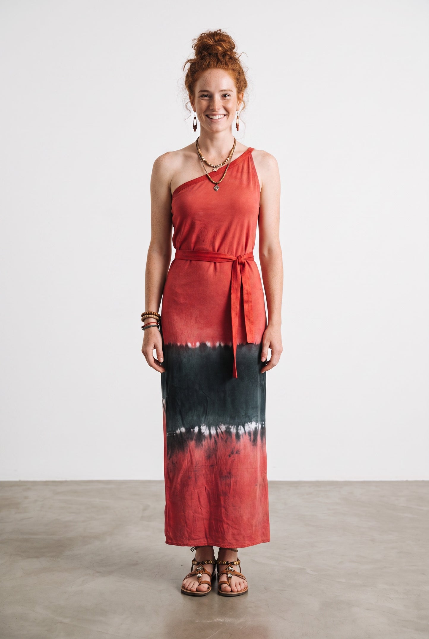 Siyah Kırmızı Batik Sarong – Viskon Çok Amaçlı Sarong Etek & Elbise
