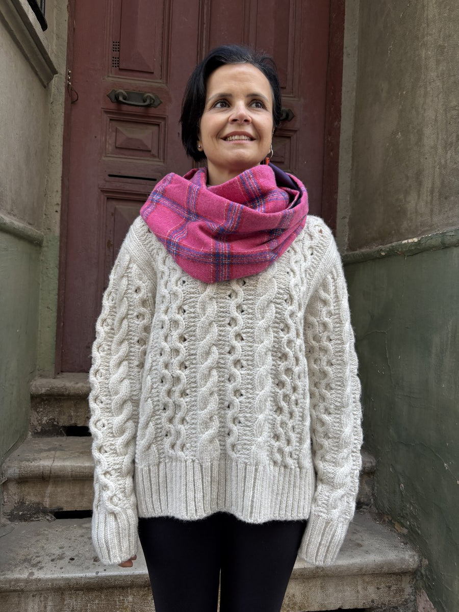 Pembe Mor Çift Taraflı Ekose & İpek Boyunluk – Kışlık, Yumuşak, Özel Tasarım