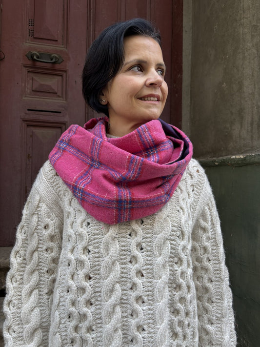 Pembe Mor Çift Taraflı Ekose & İpek Boyunluk – Kışlık, Yumuşak, Özel Tasarım