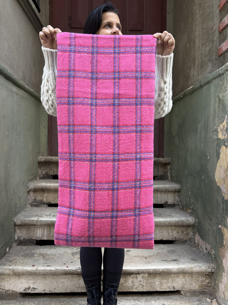 Pembe Mor Çift Taraflı Ekose & İpek Boyunluk – Kışlık, Yumuşak, Özel Tasarım