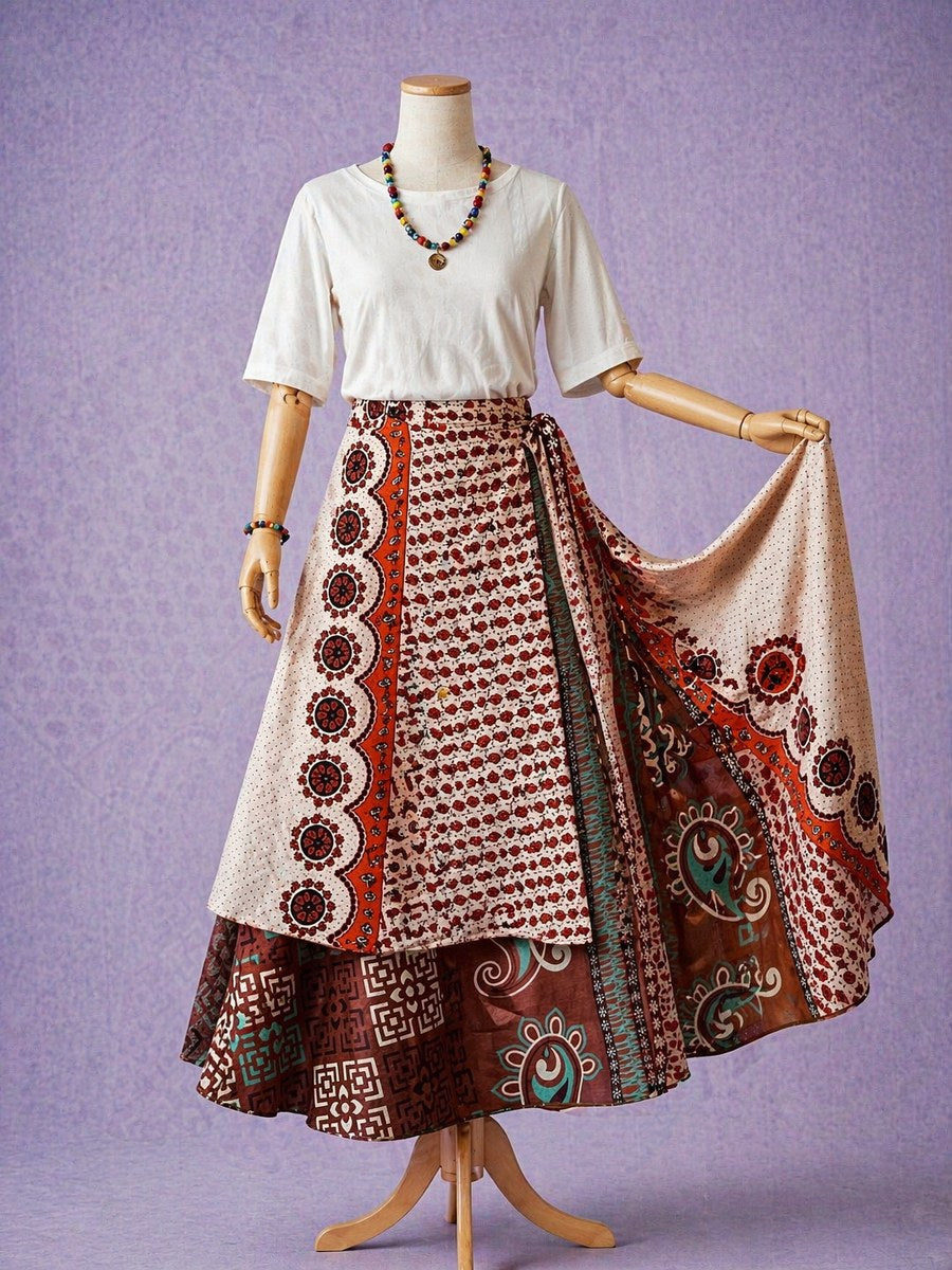 Çift Taraflı Bağlamalı İpek Etek Sarong – Bej Kahve Etnik Desenli (Nepal)