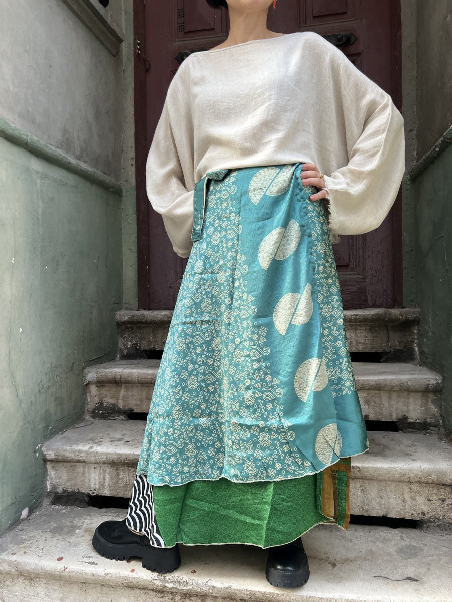 Nepal Çift Taraflı İpek Etek – El Yapımı, Yeşil Desenli