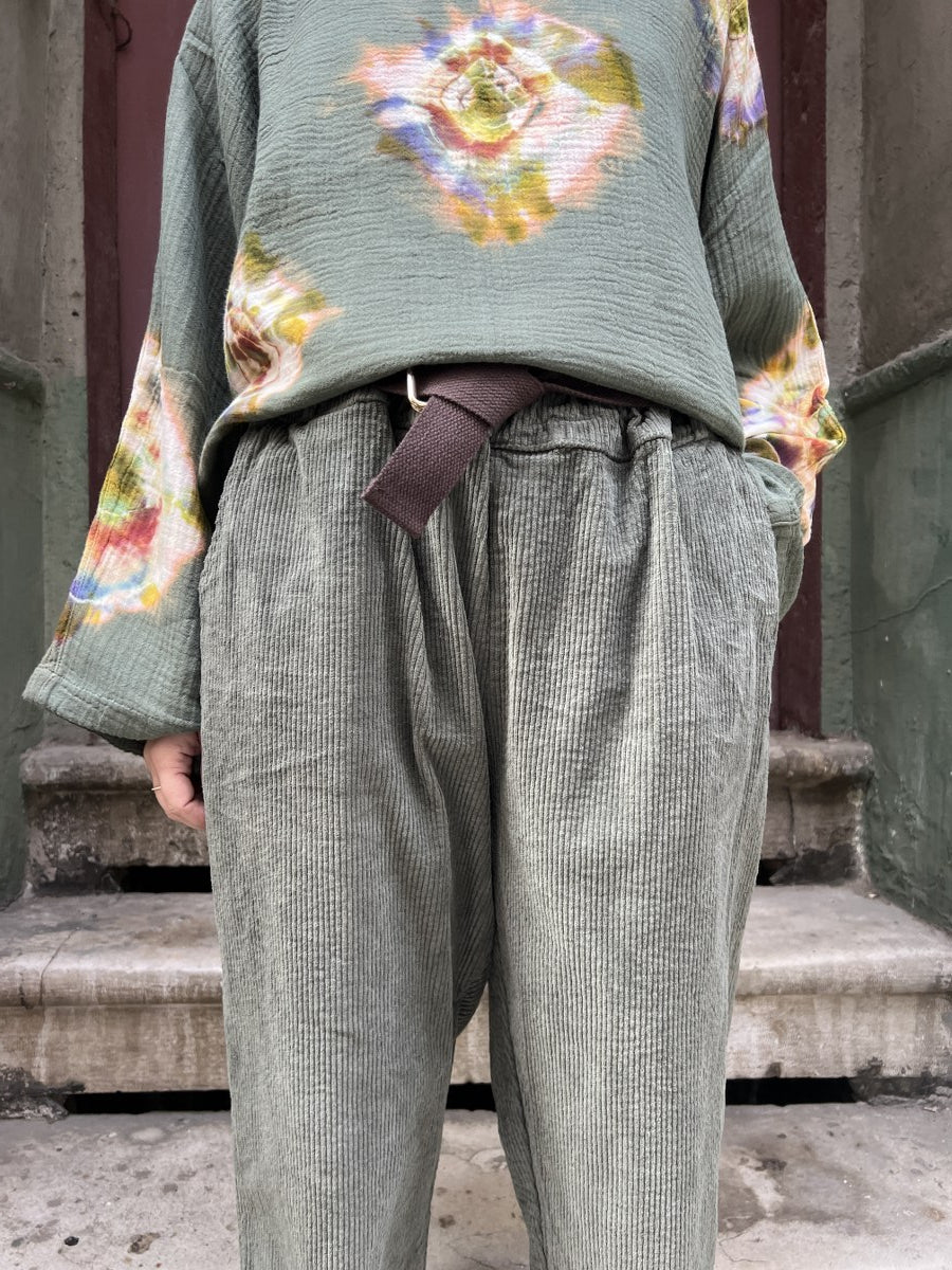 Kadın Kadife Pantolon Haki – Belden Lastikli, Cepli, Özel Kemerli