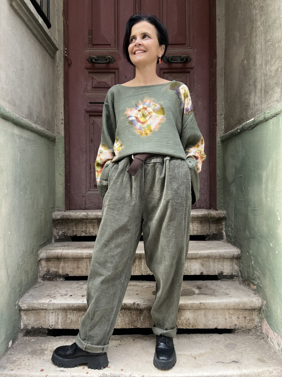 Kadın Kadife Pantolon Haki – Belden Lastikli, Cepli, Özel Kemerli