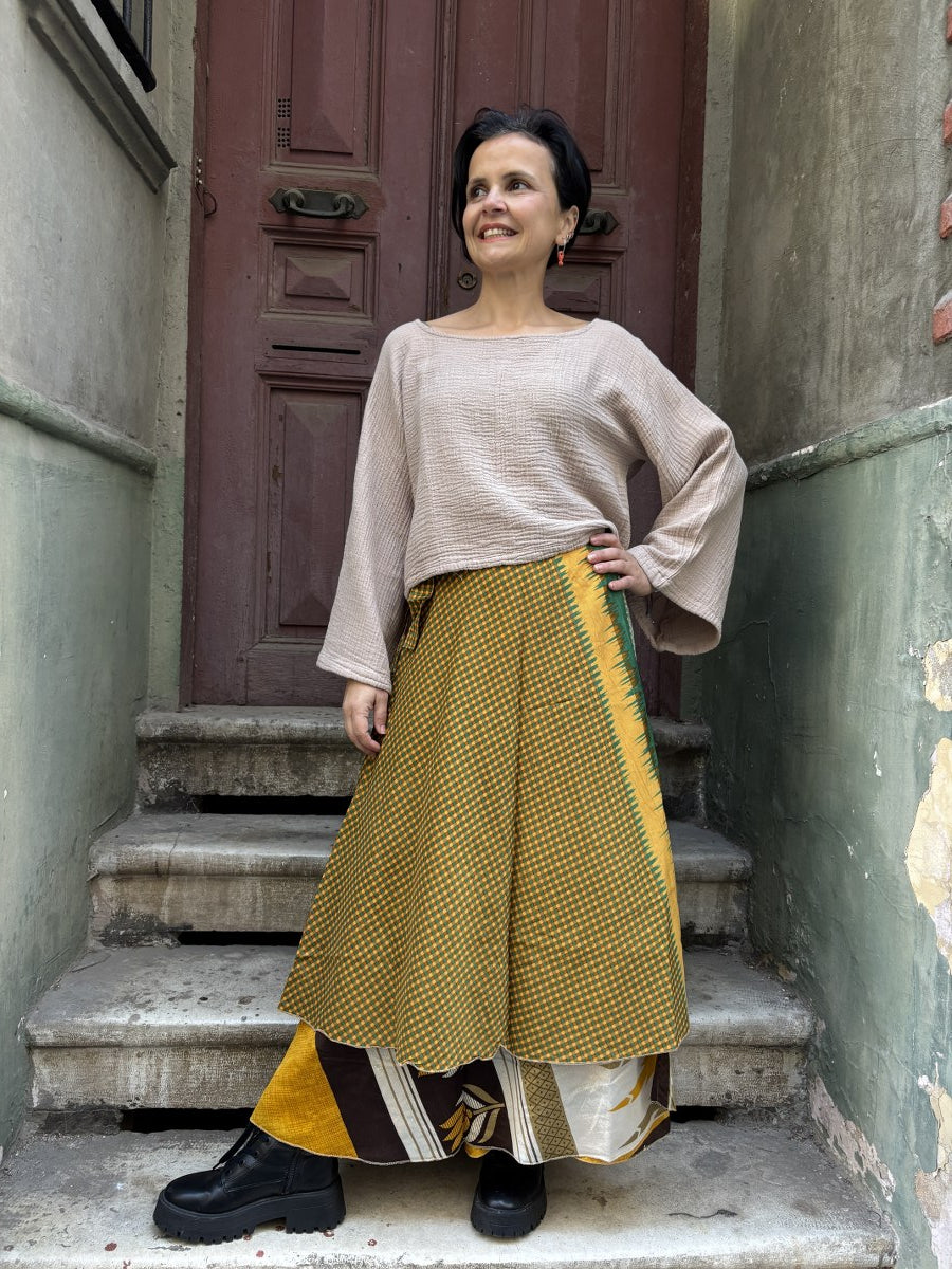 Çift Taraflı Nepal İpek Etek – Kare Motifli