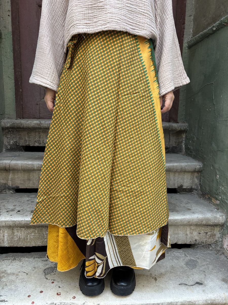 Çift Taraflı Nepal İpek Etek – Kare Motifli