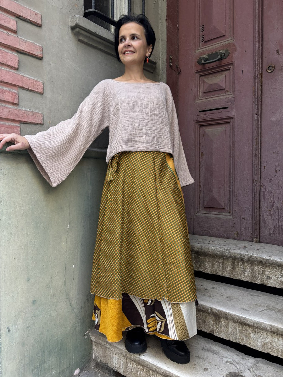 Çift Taraflı Nepal İpek Etek – Kare Motifli